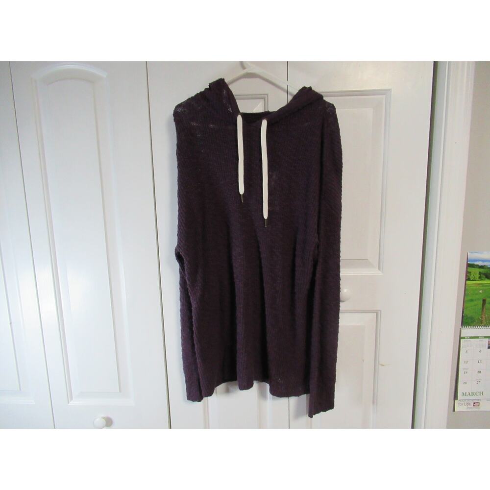 Women’s Sweater with hood Natural Selection